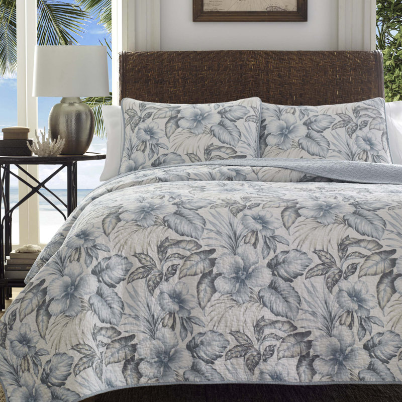Tommy Bahama Bedding Casablanca Garden Quilt Set by Tommy Bahama